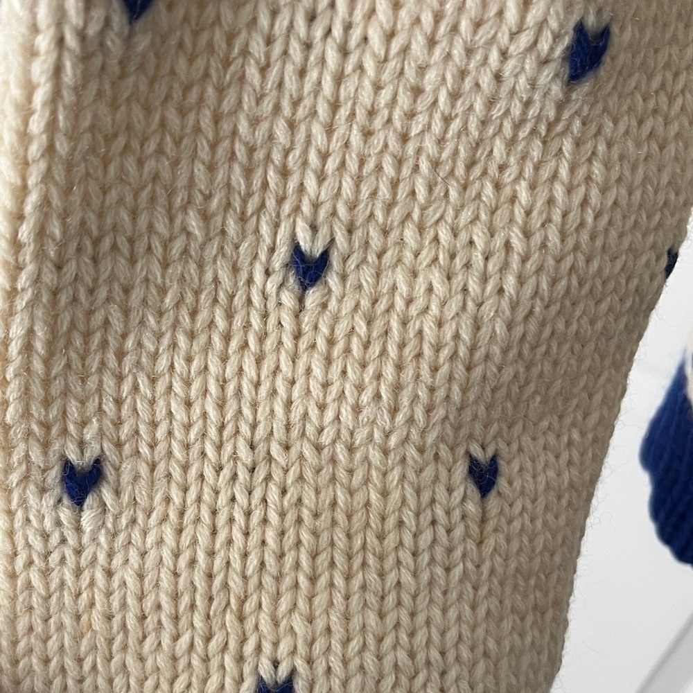 Vintage fair isle hand knit wool Crewneck Sweater Sz Large, cream, blue,red - Picture 8 of 12